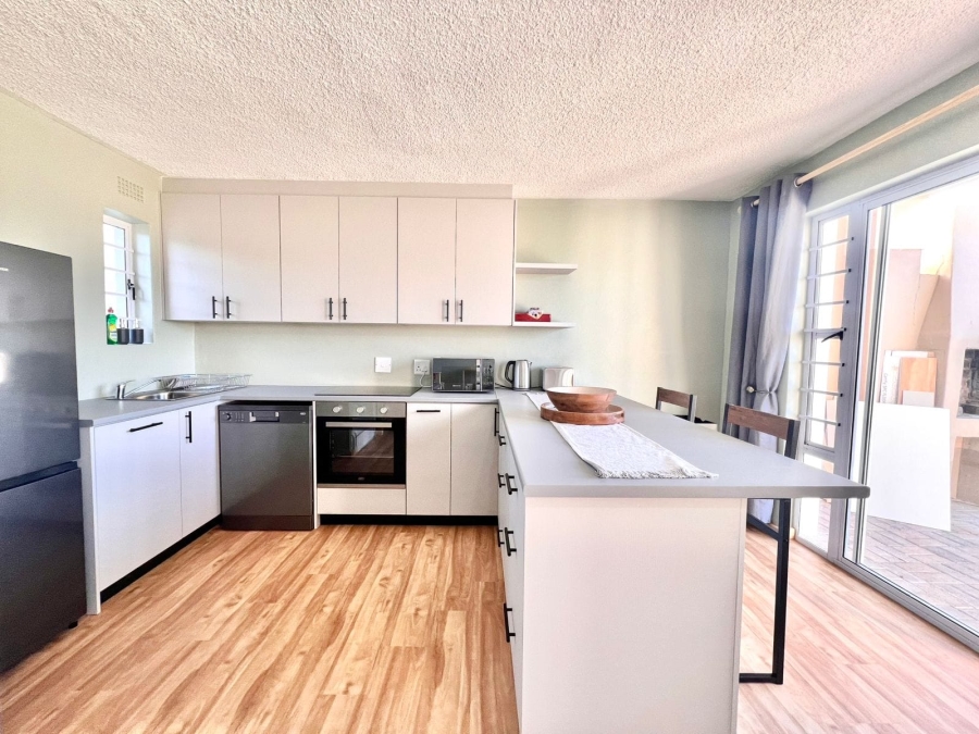 3 Bedroom Property for Sale in Marina Martinique Eastern Cape